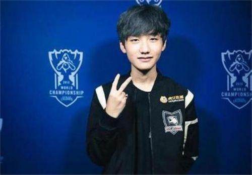 郭玲玲获得亚残运会举重女子41公斤级金牌人民日报客户端.