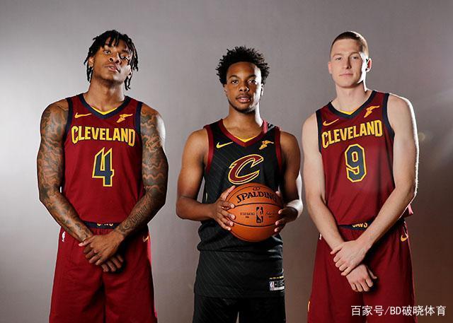 郭玲玲获得亚残运会举重女子41公斤级金牌人民日报客户端.