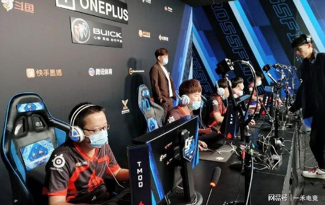 功的榜样 功的榜样