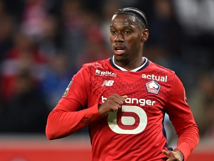 B费屡次传 B费屡次传